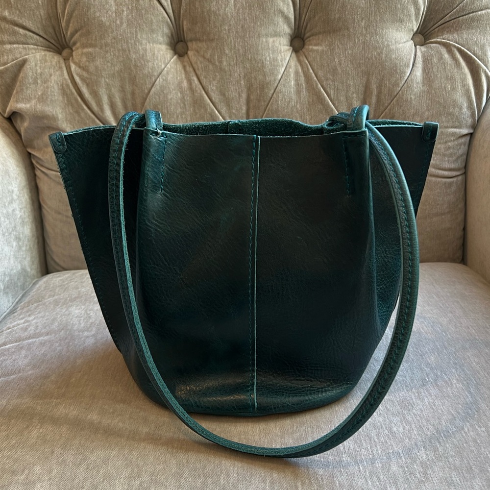Portland Leather Goods Devan